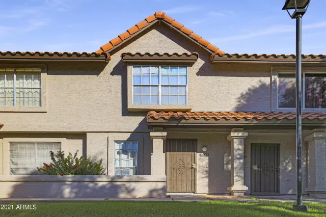MLS: 6313463 Condo For Sale