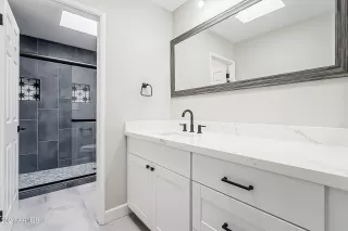 Photo #3: 6313634 Listing 