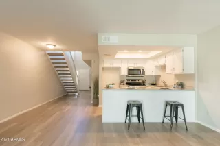 Photo #3: 6313704 Listing