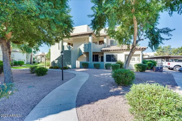 MLS: 6313832 Condo For Sale