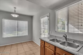 Photo #5: 6313832 Listing