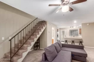 Photo #4: 6313944 Listing