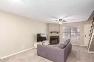 Photo #5: 6313944 Listing