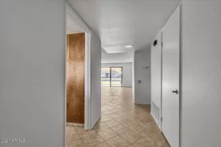 Photo #3: 6314069 Listing