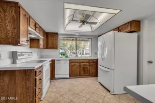 Photo #6: 6314069 Listing