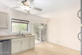 Photo #6: 6314238 Listing