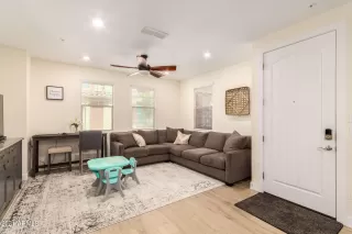 Photo #5: 6314473 Listing