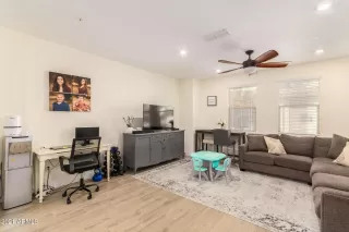 Photo #6: 6314473 Listing