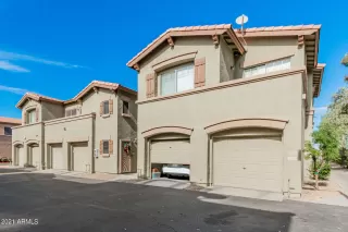 Photo #3: 6314757 Listing