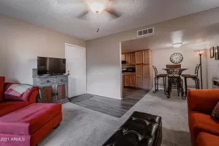 Photo #3: 6315337 Listing 