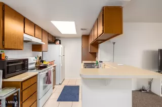 Photo #5: 6315473 Listing