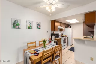 Photo #6: 6315473 Listing