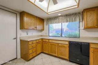 Photo #3: 6315890 Listing