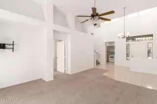 Photo #2: 6316017 Listing 