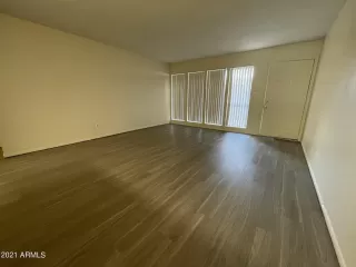 Photo #3: 6316168 Listing