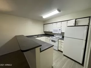 Photo #4: 6316168 Listing