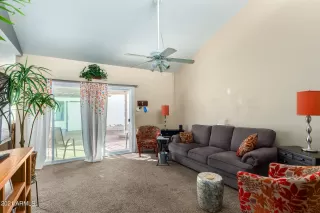 Photo #2: 6316258 Listing