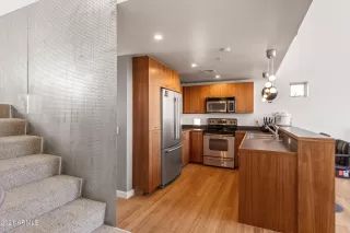 Photo #3: 6316259 Listing 
