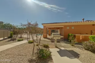 Photo #2: 6316490 Listing