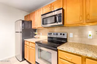 Photo #5: 6316730 Listing