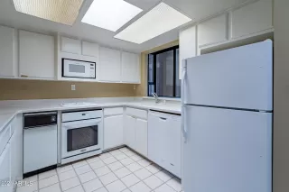 Photo #3: 6316908 Listing 