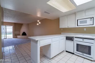 Photo #4: 6316908 Listing 