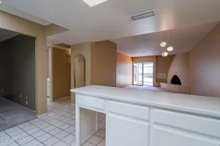 Photo #5: 6316908 Listing 