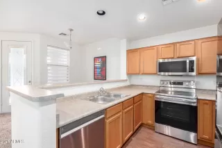 Photo #4: 6317009 Listing