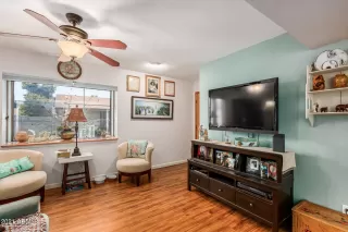 Photo #3: 6317084 Listing