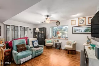 Photo #5: 6317084 Listing