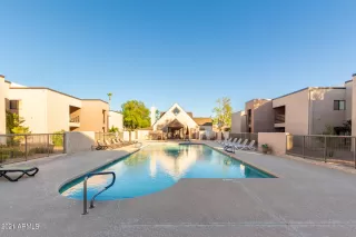 Photo #6: 6317237 Listing 