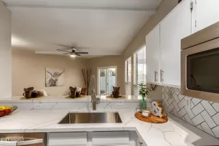 Photo #3: 6317405 Listing 