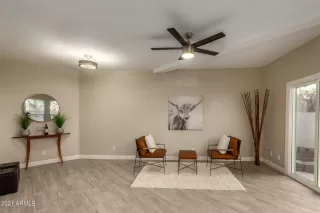 Photo #4: 6317405 Listing 