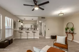 Photo #5: 6317405 Listing 