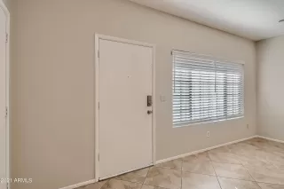 Photo #5: 6317522 Listing