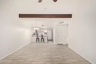 Photo #2: 6317544 Listing