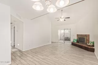 Photo #5: 6317544 Listing