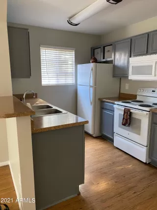 Photo #2: 6317661 Listing 