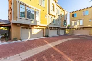 Photo #2: 6317823 Listing 