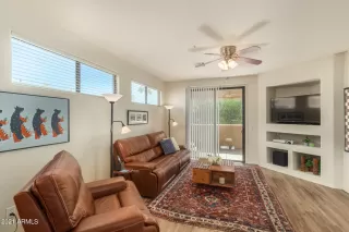 Photo #5: 6318208 Listing