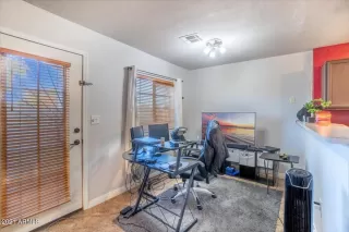 Photo #5: 6318390 Listing 