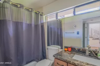 Photo #6: 6318521 Listing