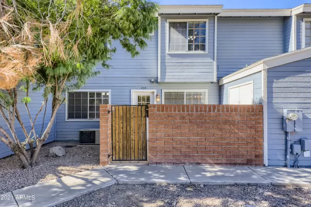 MLS: 6318884 Condo For Sale