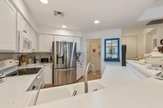 Photo #2: 6319025 Listing 