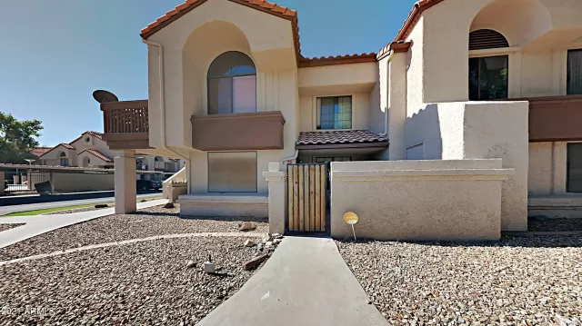 MLS: 6319030 Condo For Sale