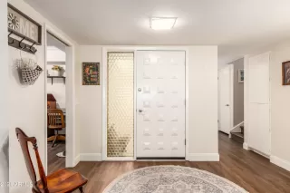 Photo #3: 6319091 Listing