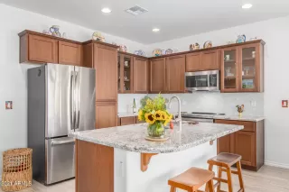 Photo #4: 6319106 Listing