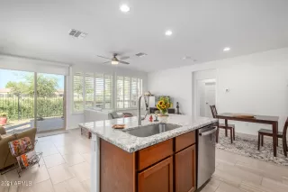 Photo #6: 6319106 Listing