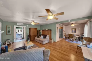 Photo #2: 6319166 Listing