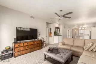 Photo #5: 6319589 Listing 